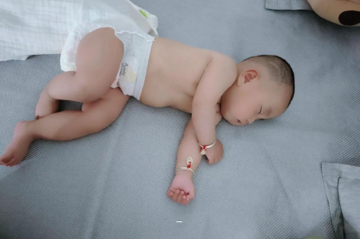 保山孕妇肚脐周围发青